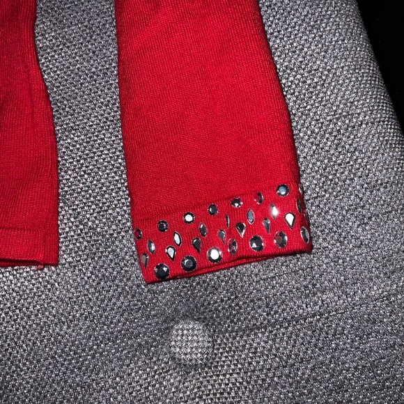 Woman’s studded Belldini Sweater ( Never Worn ) - Picture 4 of 10